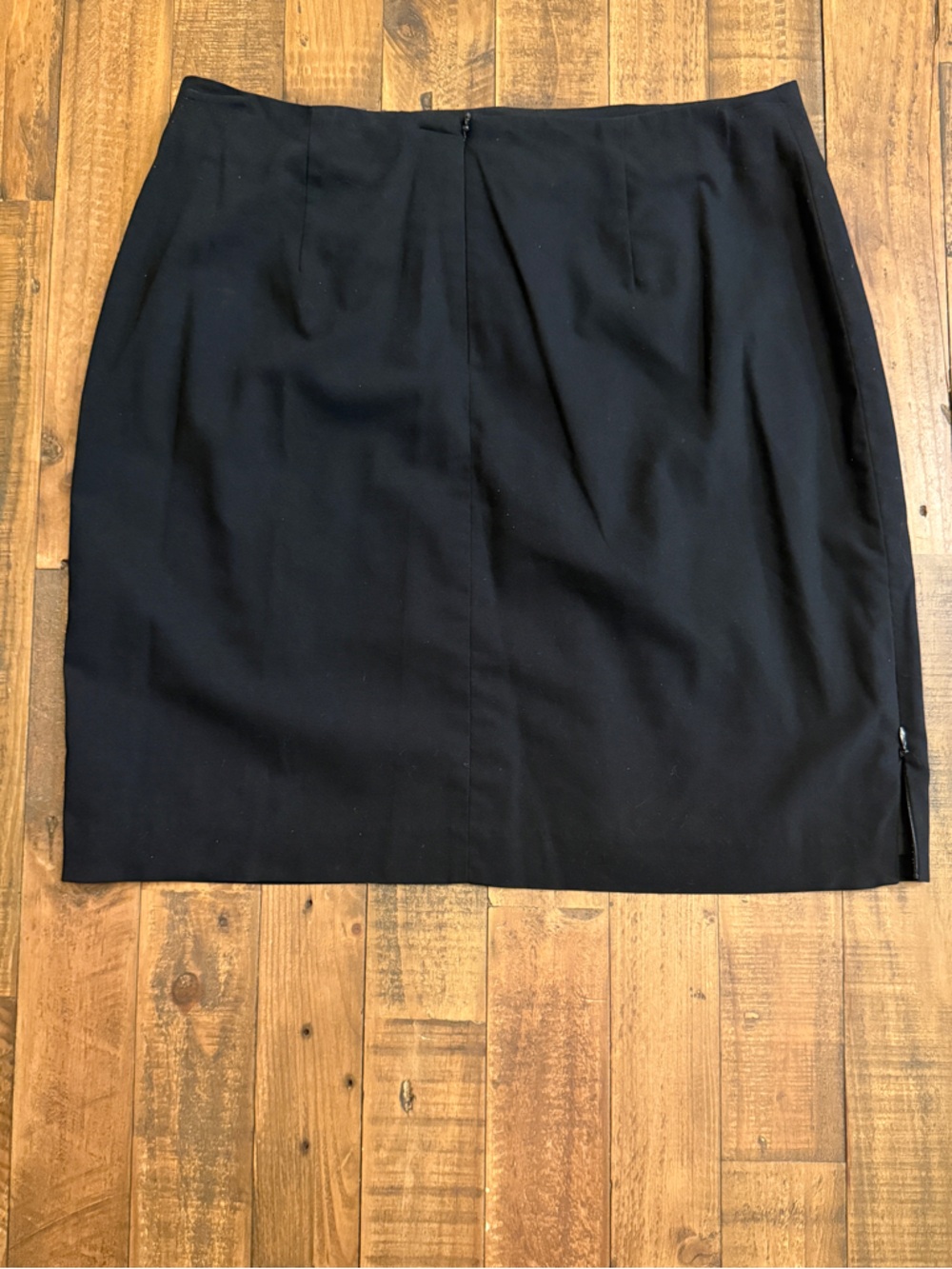Worthington Stretch Black Straight Skirt - Picture 2 of 9